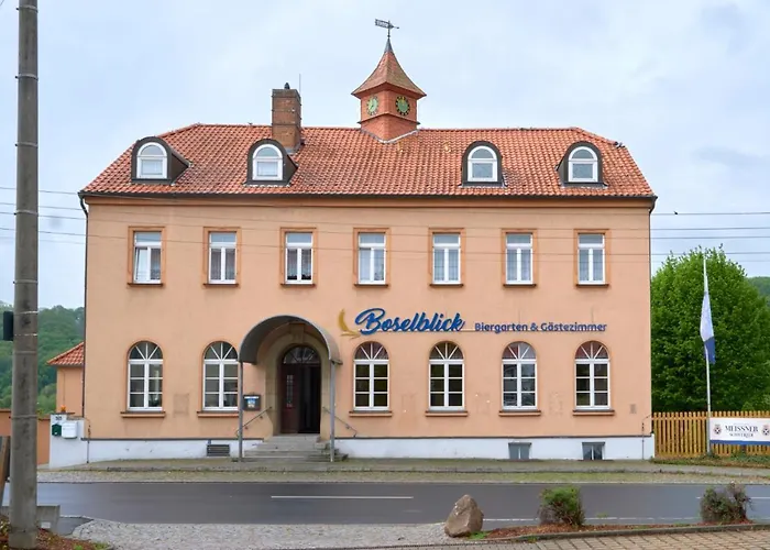 Boselblick Gaestezimmer & Biergarten